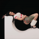 Cardi B z gorącym teledyskiem do „Enough (Miami)”