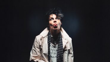 YUNGBLUD przerabia klasyczną piosenkę KISS