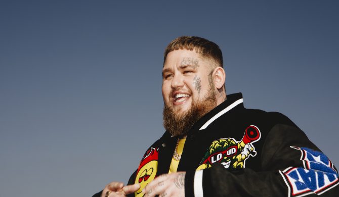 Jego debiut pokrywa czterokrotna platyna. Rag’n’Bone Man wydał nowy singiel