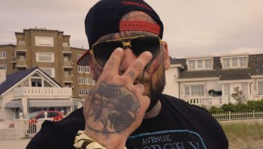 Popek: „Lecę w trasę, a Dirty Diana ze mną”