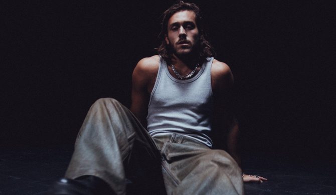 Benjamin Ingrosso zaprasza do „Pink Velvet Theatre”