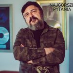 „Zrobiłem sobie detox od polityki” – Arek Jakubik gościem cyklu Najgorsze Pytania