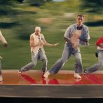 Roztańczony mgk zapowiada album singlem „cliché”