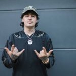 White 2115 z nowym singlem. W teledysku zagrał go ikoniczny twórca internetowy