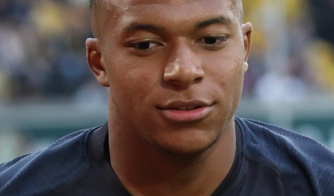 Czołowy francuski raper szantażuje Kyliana Mbappé