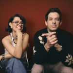 Mark Ronson i RAYE prezentują nowy singiel „Suzanne”