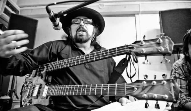 Zbigniew Hołdys trafił do szpitala – co się dzieje z legendą polskiego rocka