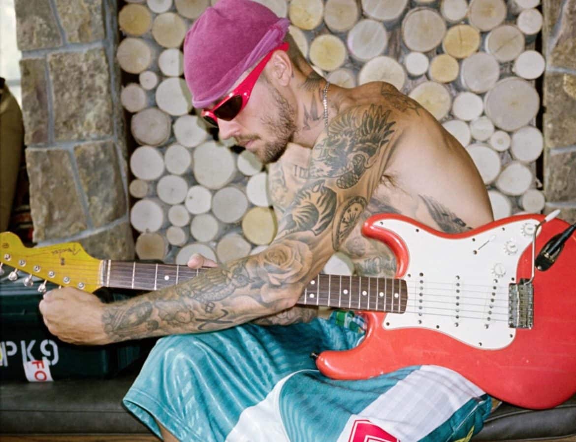 Justin Bieber publikuje gorące selfie, Hailey przewraca oczami