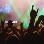 Nieco przebrzmiała gwiazda rocka naubliżała fance i kazała wywalić ją z koncertu