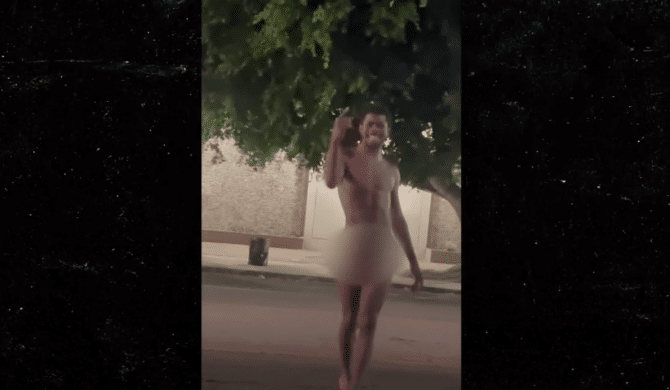 Do sieci trafiło nagranie z totalnie nagim Lil Nas X spacerującym po ulicach Los Angeles