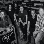 Foo Fighters z nowym singlem „Asking For A Friend” i zapowiedzią stadionowej trasy koncertowej 2026