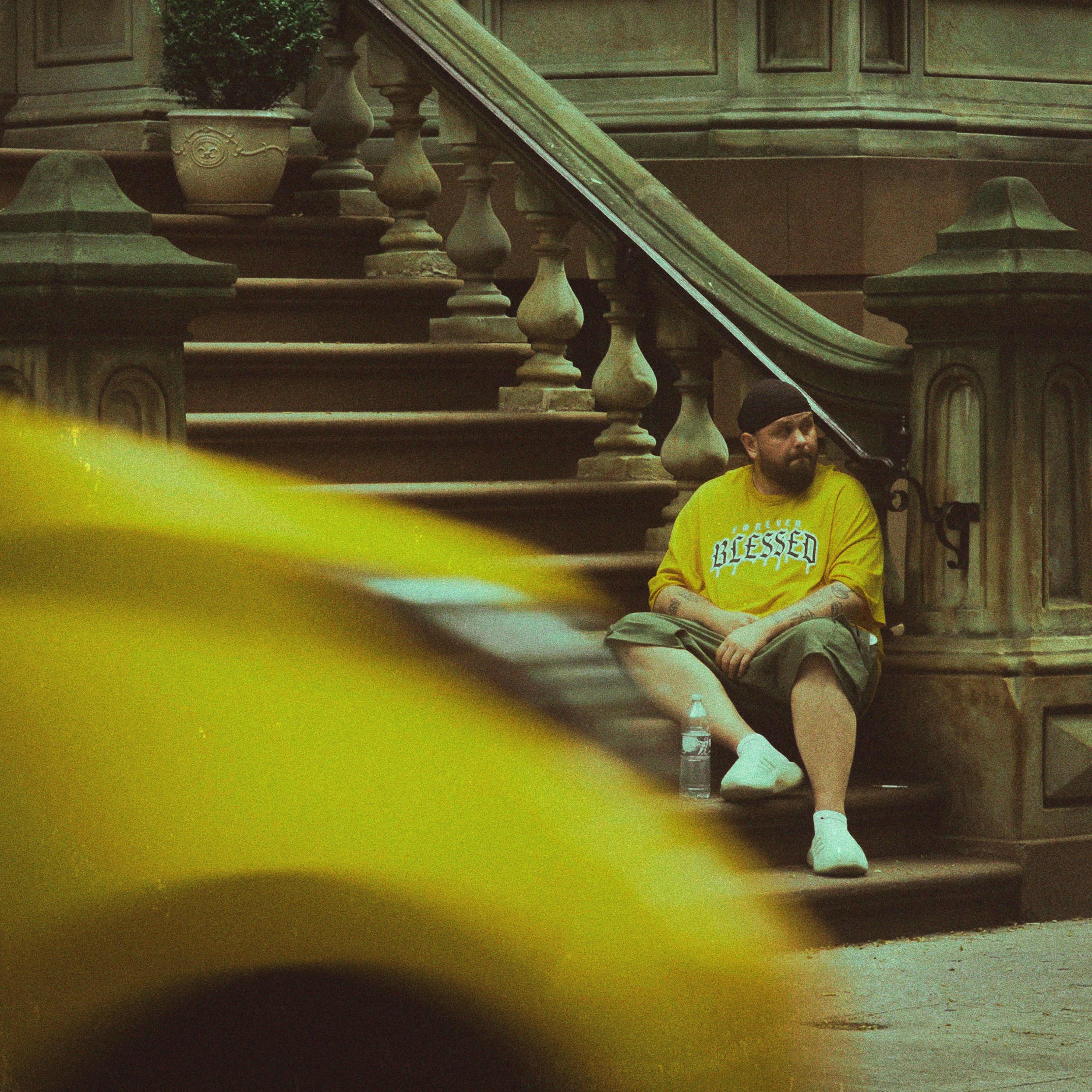 Gruby Mielzky o tym, co naprawdę ważne – nowy singiel „Baśka” już dostępny