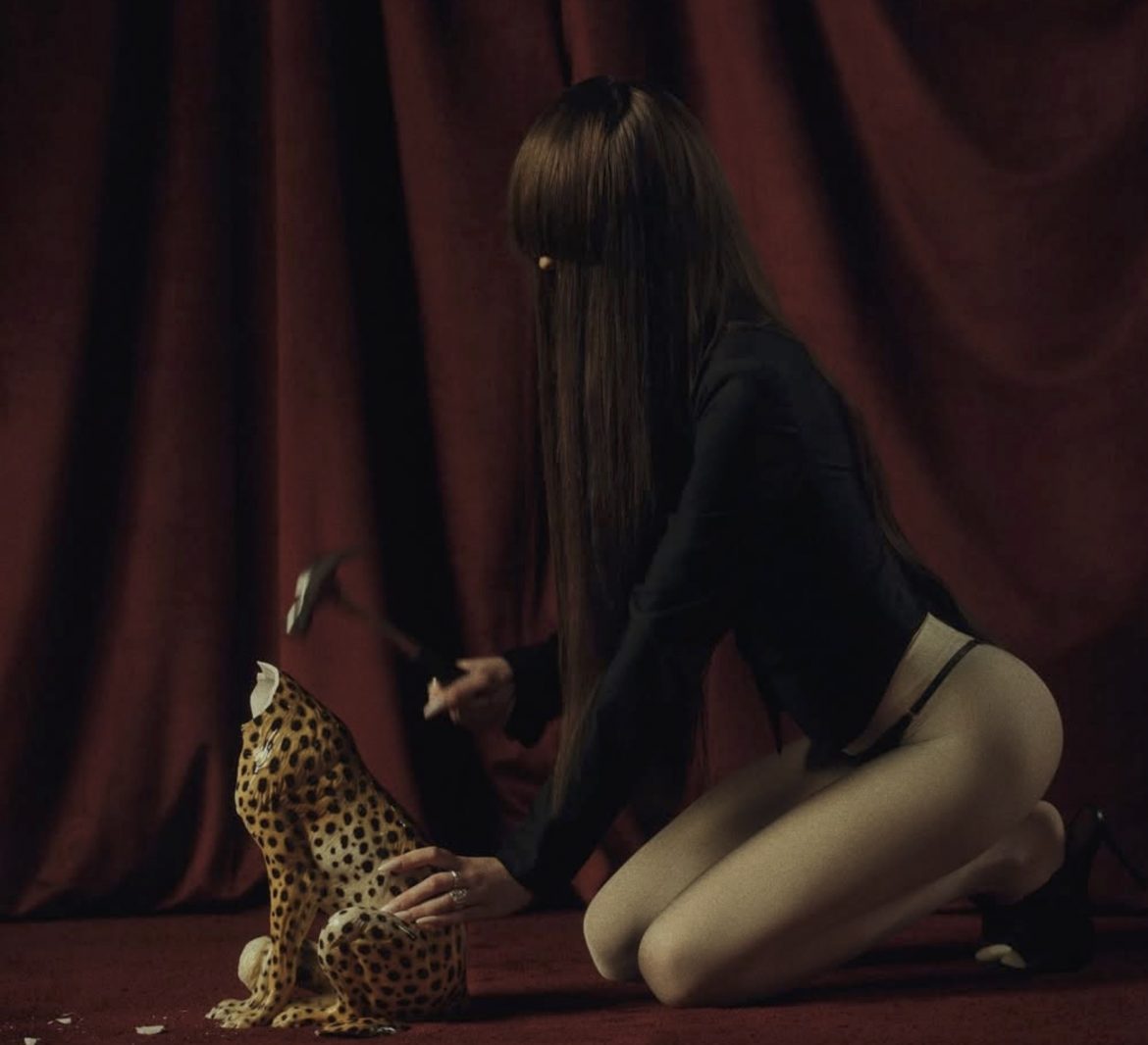 bambi zakończyła współpracę z Leosią i wszystko wskazuje na to, że zmienia wizerunek