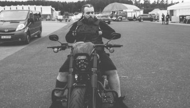 Bedoes ogolił głowę i zapowiada pierwszą od pięciu lat pyttę