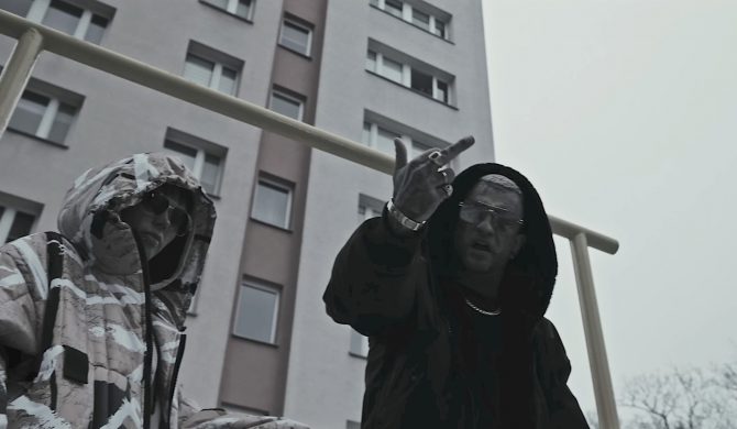 „Czas mi pokazał, że bez sensu chciałem oddać wam serce” – Bonson z nowym klipem i premierą albumu „Brudnopis”