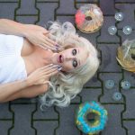 HELA debiutuje singlem „Pani domu”, czyli Helena Englert wkracza na scenę muzyczną