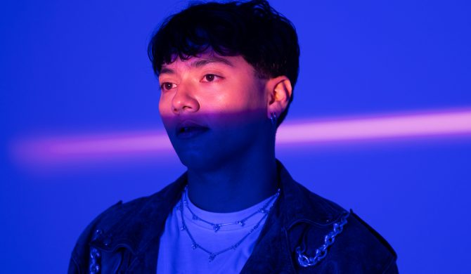 JJ zamyka trylogię „Wasted Love” nowym singlem „Haunting Me”