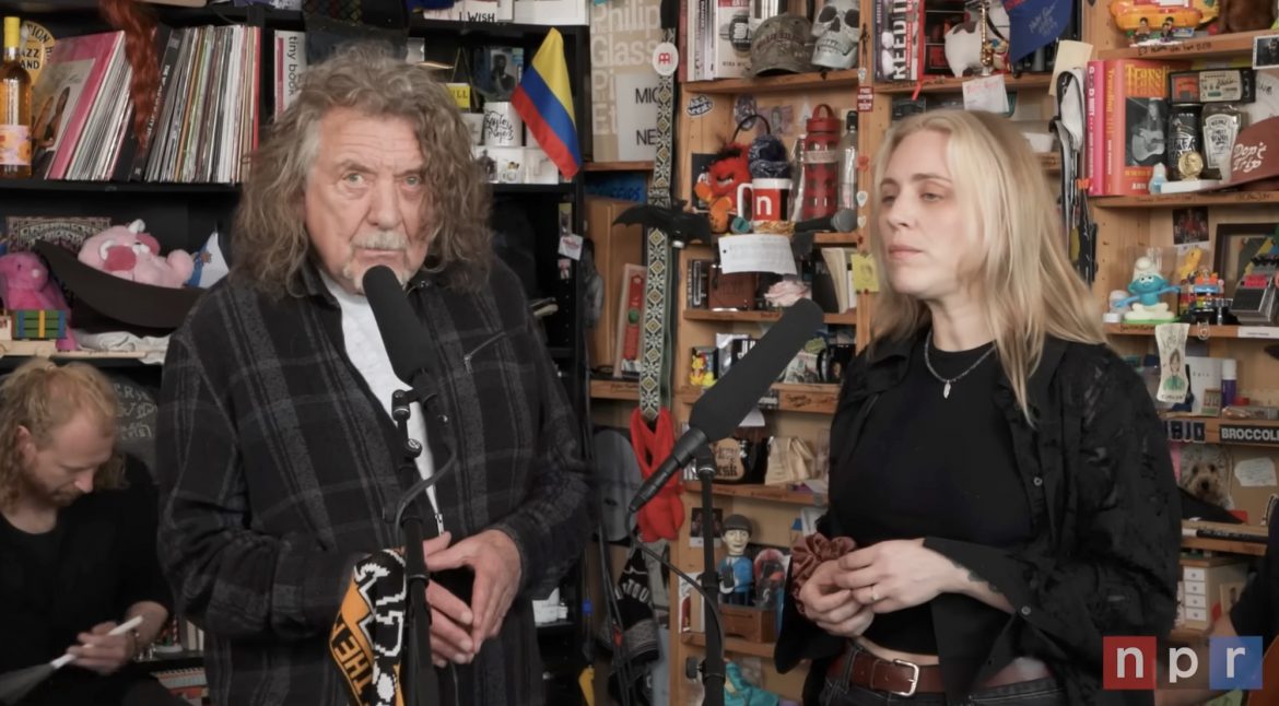 Robert Plant wykonuje klasyk Led Zeppelin podczas Tiny Desk Concert. „To jak Live Aid – tam też się nie słyszałem”