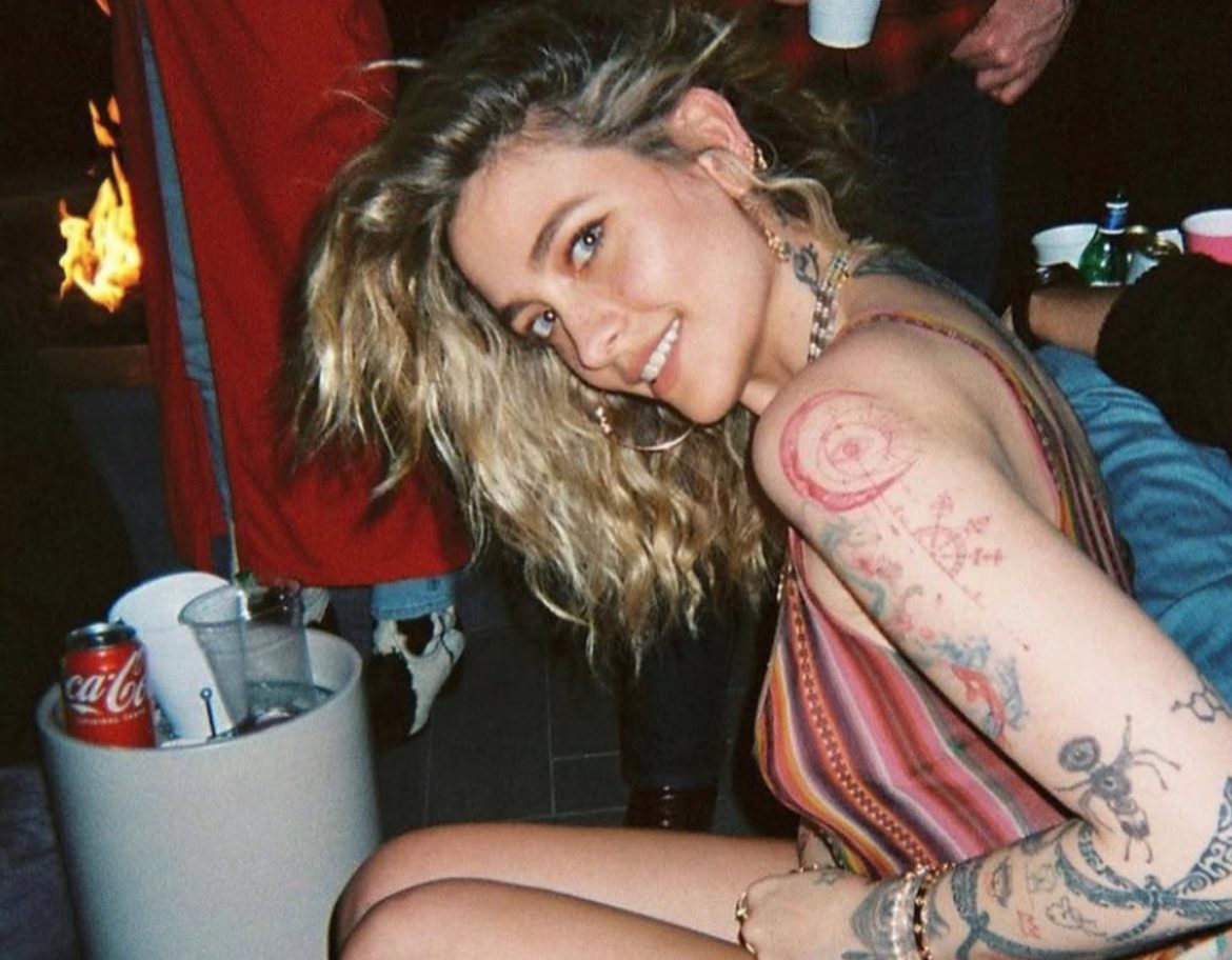 Córka Michaela Jacksona pokazała dziurę w nosie, którą ma przez zażywanie narkotyków