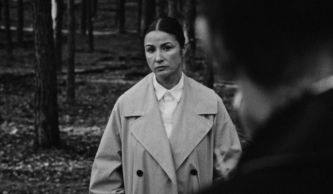 Takiej Joanny Brodzik jeszcze nie widzieliście. Aktorka w hip-hopowym teledysku