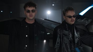 Wiatr i WacToja z futurystycznym singlem „CyberPink” – neonowy vibe, emocje i miejskie brzmienie