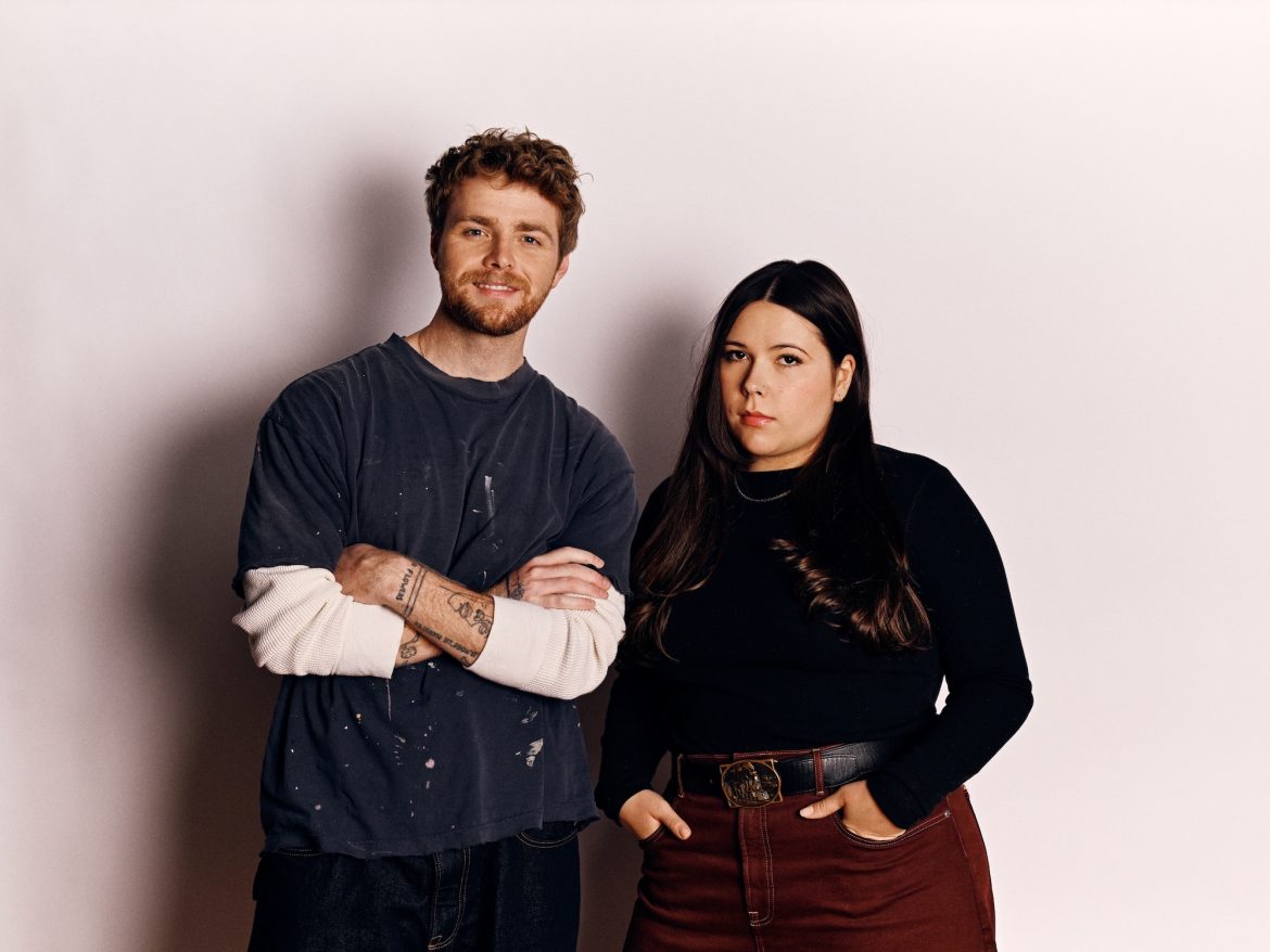 Alex Warren i Gigi Perez prezentują nową wersję singla „Eternity”