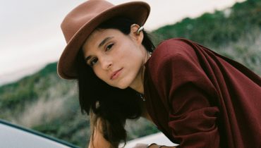 Kinga Głyk ogłasza „The Chapters Tour 2026”. Artystka wraca na polskie sceny