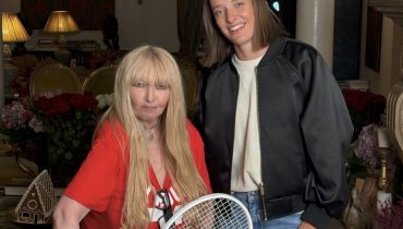 Iga Świątek zaskoczyła Marylę Rodowicz i pojawiła się na jej 80. urodzinach