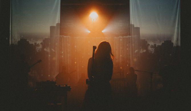 Kaśka Sochacka zapowiada nowy album. Singiel „Pokoje” już dostępny