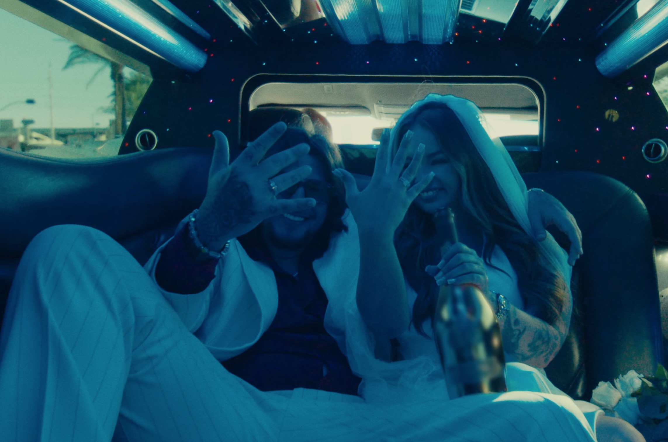 White 2115 pokazał zdjęcia ze ślubu: „Ciebie kocham najmocniej, już masz moje nazwisko jako dowód”