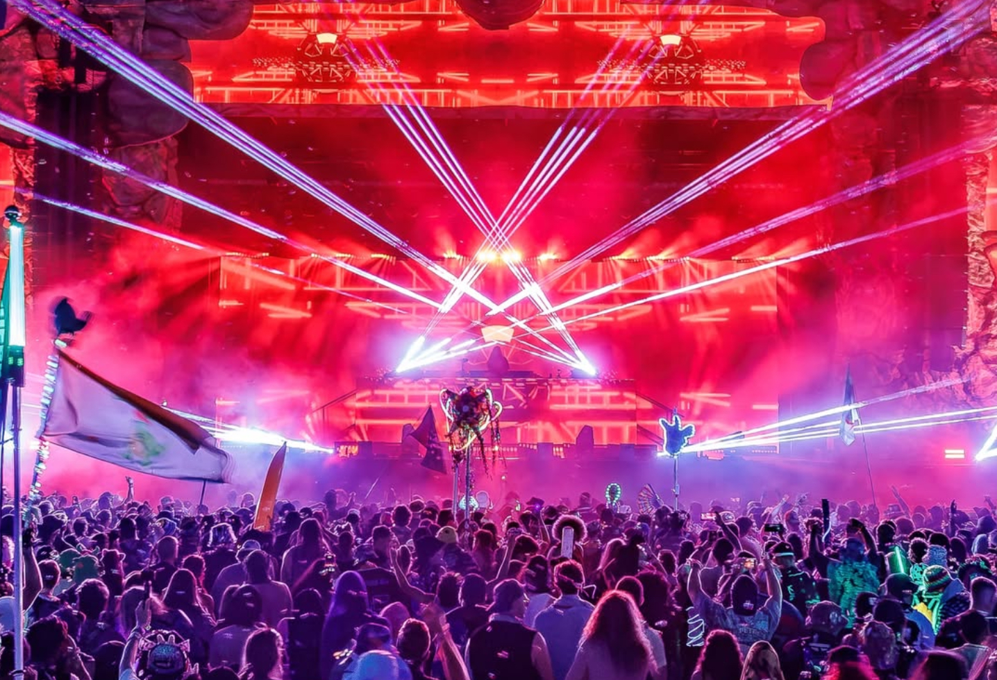 FBI wyznaczyło nagrodę po makabrycznym odkryciu na festiwalu Electric Forest. Noworodek znaleziony w toalecie