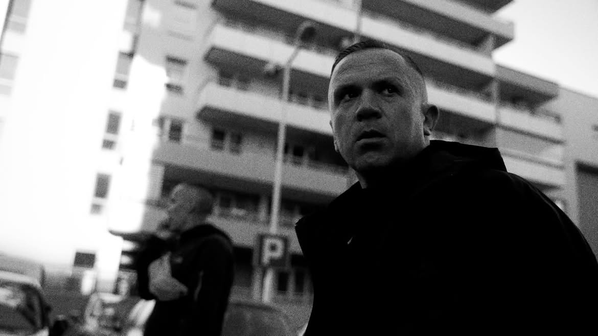 Lukasyno: „Dziewięć lat temu uścisnąłem dłoń człowieka, który walczył w Powstaniu Warszawskim”. Poruszający wpis rapera w rocznicę Powstania Warszawskiego