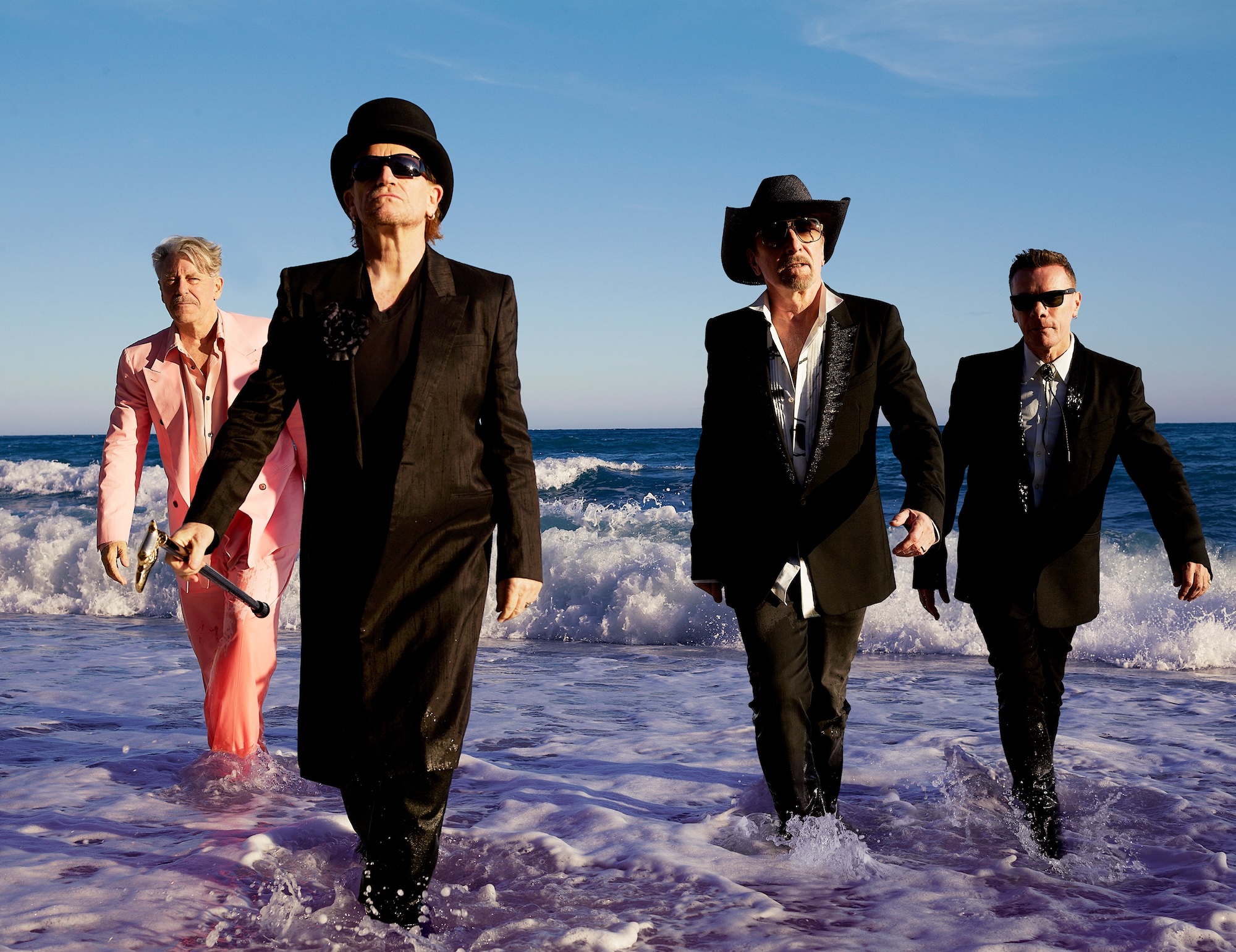U2 zagrali w swojej dawnej szkole. To tam Larry Mullen Jr. 50 lat temu napisał ogłoszenie:  „Perkusista szuka muzyków do założenia zespołu”