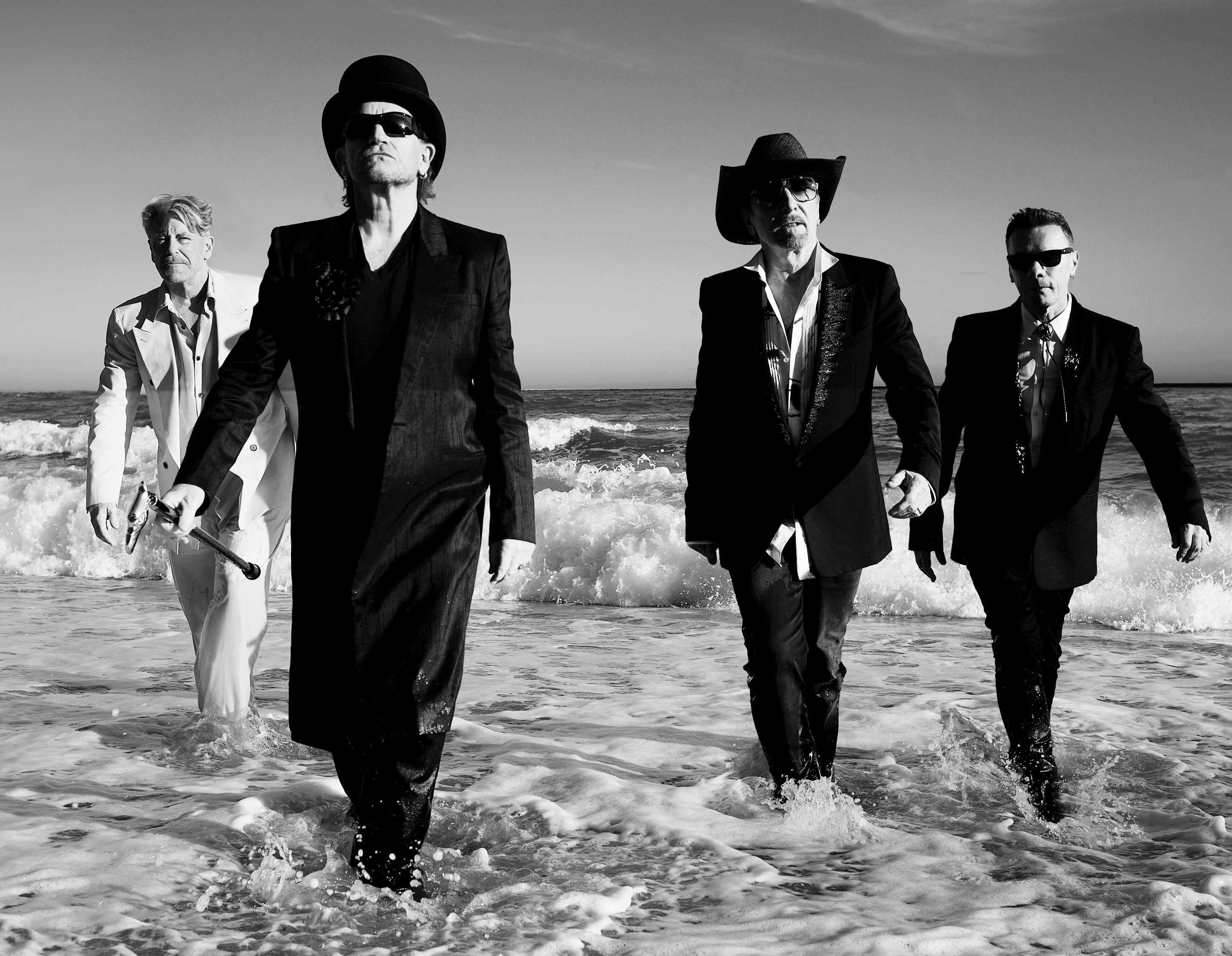 U2 ogłasza stadionową trasę „The Greatest Show On Earth”. Nowy singiel i album „Carnaval De Luz”