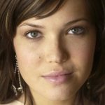 Mandy Moore Dumna Ze Swoich Kształtów