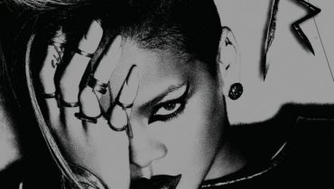 Rihanna zaprasza za kulisy… [video]