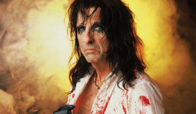 Alice Cooper nie kończy i nie kręci