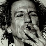 Keith Richards pracuje nad solówką