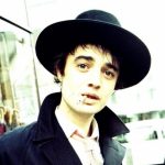 Pete Doherty posiedzi