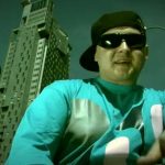 Emowski i Numer Raz – zobacz teledysk