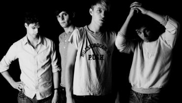 Drugi album The Drums