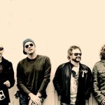 Posłuchaj nowego singla Chickenfoot