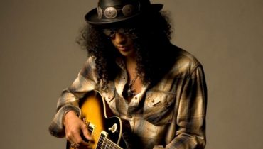 Slash nagrał z Mary J. Blige