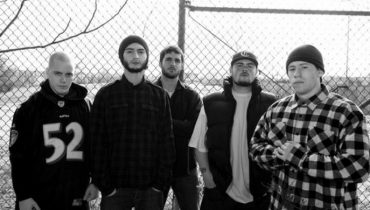 Nowy album Trapped Under Ice