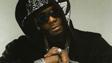 R Kelly wraca do muzyki z debiutu
