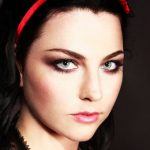 Evanescence: Trochę eksperymentów, trochę starego grania