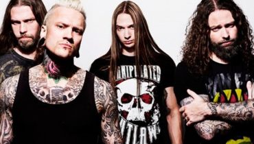 Deathdestruction przed Hammerfall w Stodole