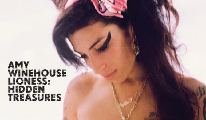 UK Charts: Amy Winehouse na szczycie