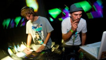 Nowy remix Last Robots