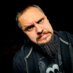 Jelonek z tysiącami gitarzystów